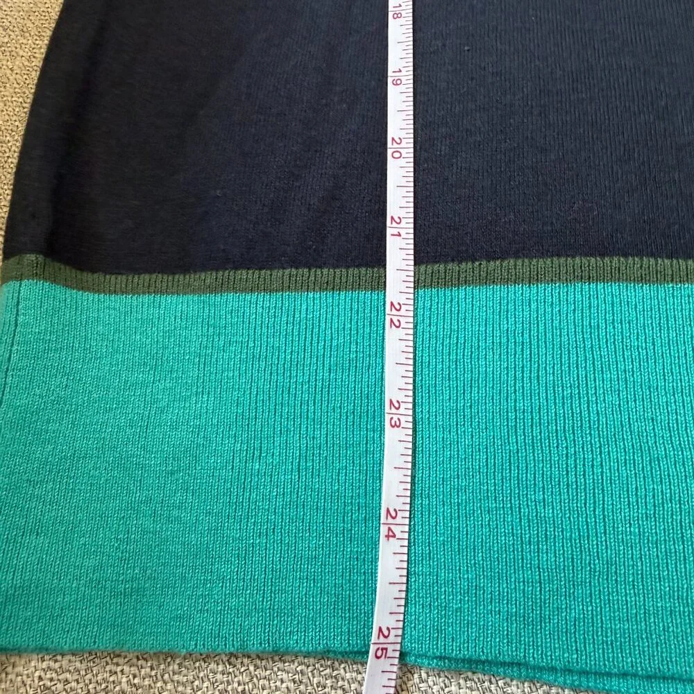 Banana Republic X Issa London Colorblock Sweater with Pearlized Button detail - Picture 8 of 9